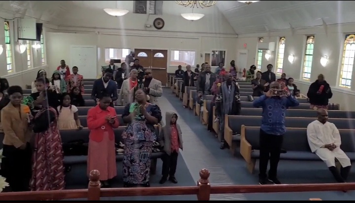Worship moment with congregation